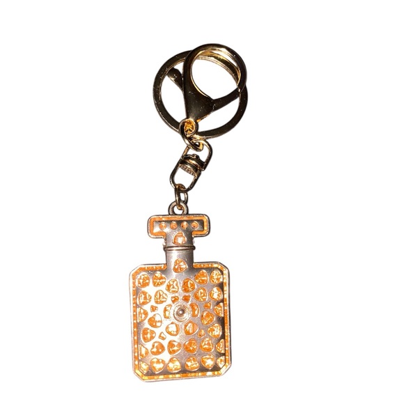 PARFUM No 5 NWOT GOLD KEYCHAIN - Picture 2 of 2